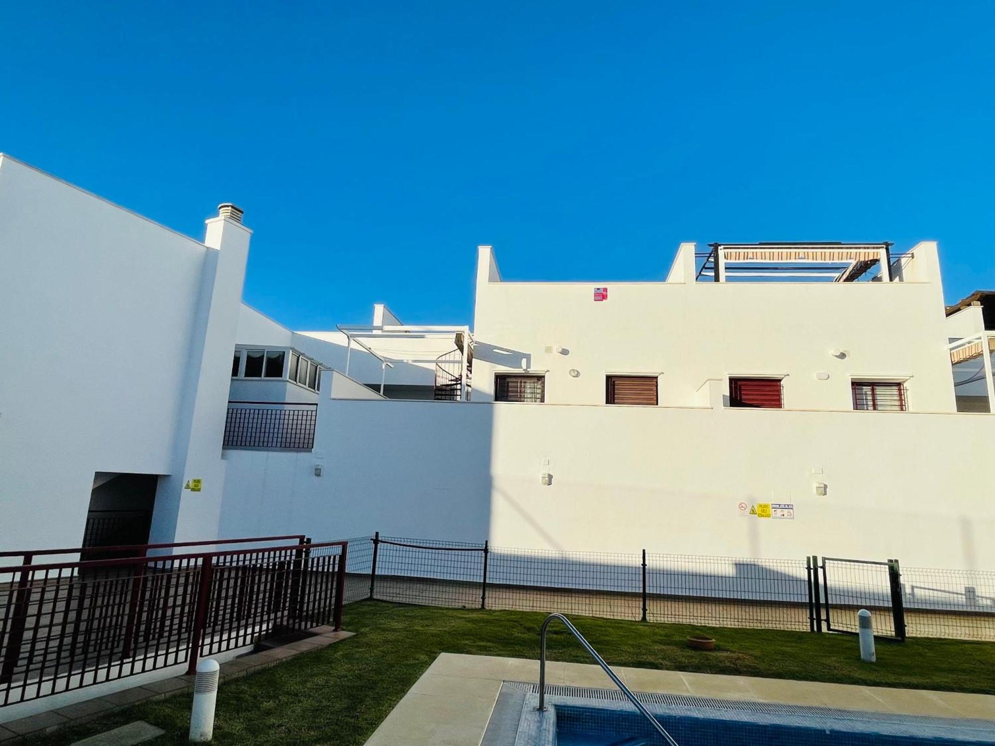 Atico Premium Conil Con 2 Terrazas, Parking, Piscina, Aire Ac Y Wifi -Solo Familias Y Parejas- Διαμέρισμα Conil De La Frontera Εξωτερικό φωτογραφία